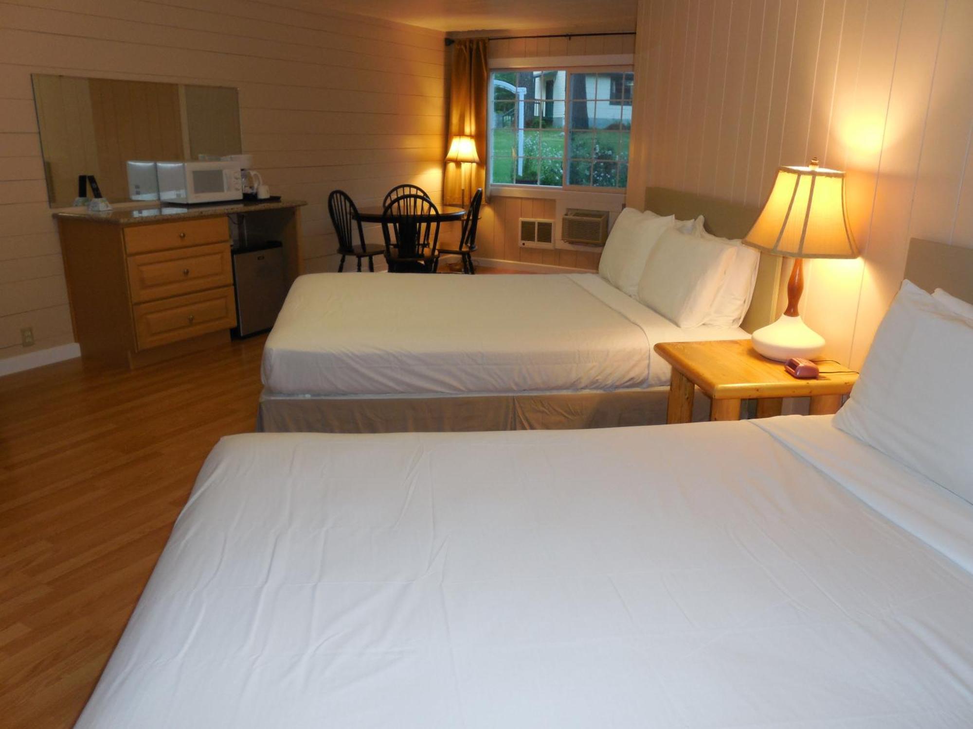 Mountain View Lodge - No Pets Allowed Packwood Room photo