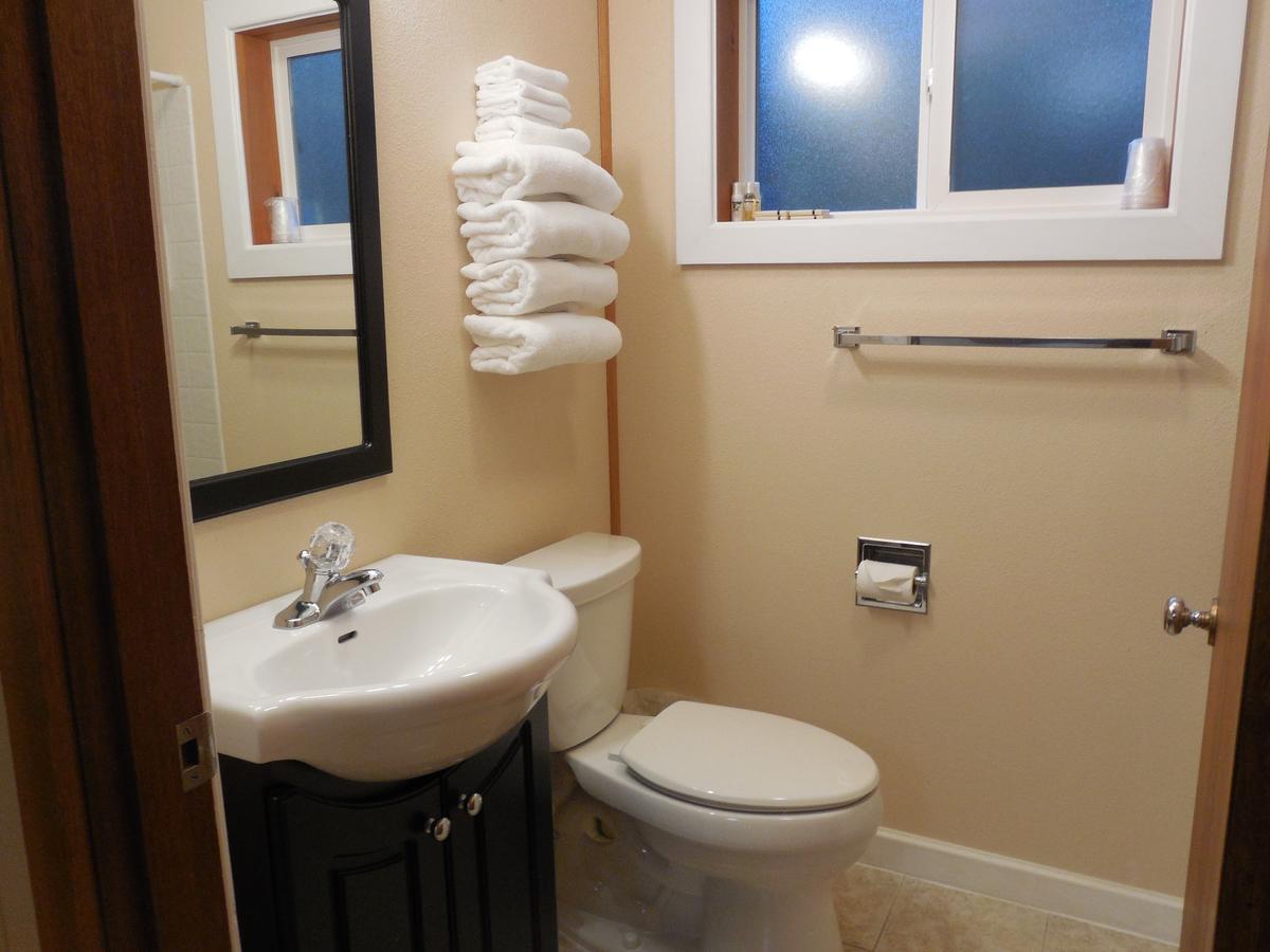 Mountain View Lodge - No Pets Allowed Packwood Room photo